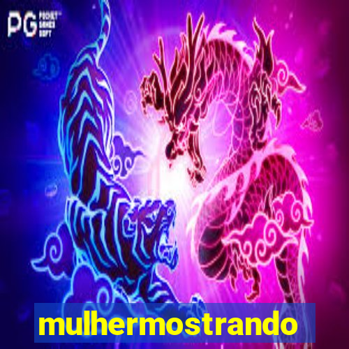 mulhermostrandoopeito